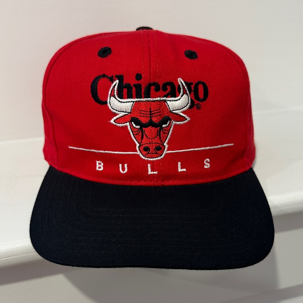 NBA Chicago Bulls Red and Black Hat